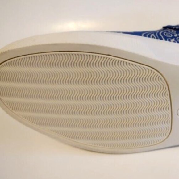 SUN + STONE COMFORT Men's Blue Paisley Cushioned Slip on Skate Shoes - Picture 5 of 6